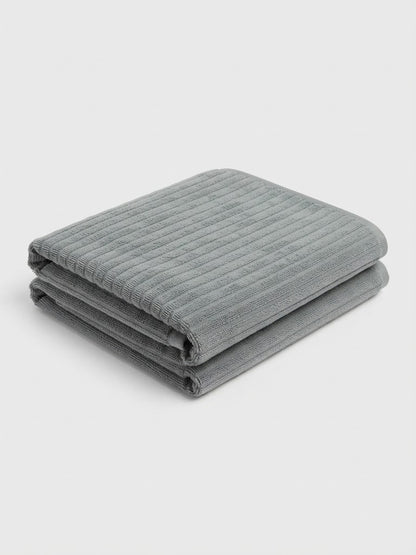 Ribbed Cotton Bath Towel – Ultra-Absorbent & Plush Solid Grey